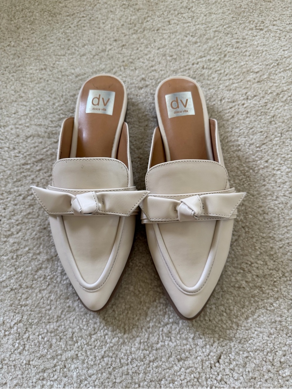NWOT Dolce Vita Cream Pointed-Toe Slip-On Mules with Knot Detail Size 8.5